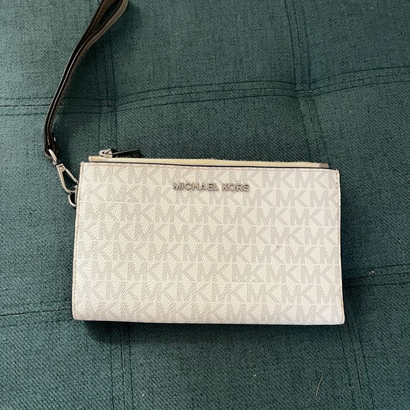Bag Michael Kors Monogram Wristlet Michael Kors Pink Jet Set Signature Logo Wristlet